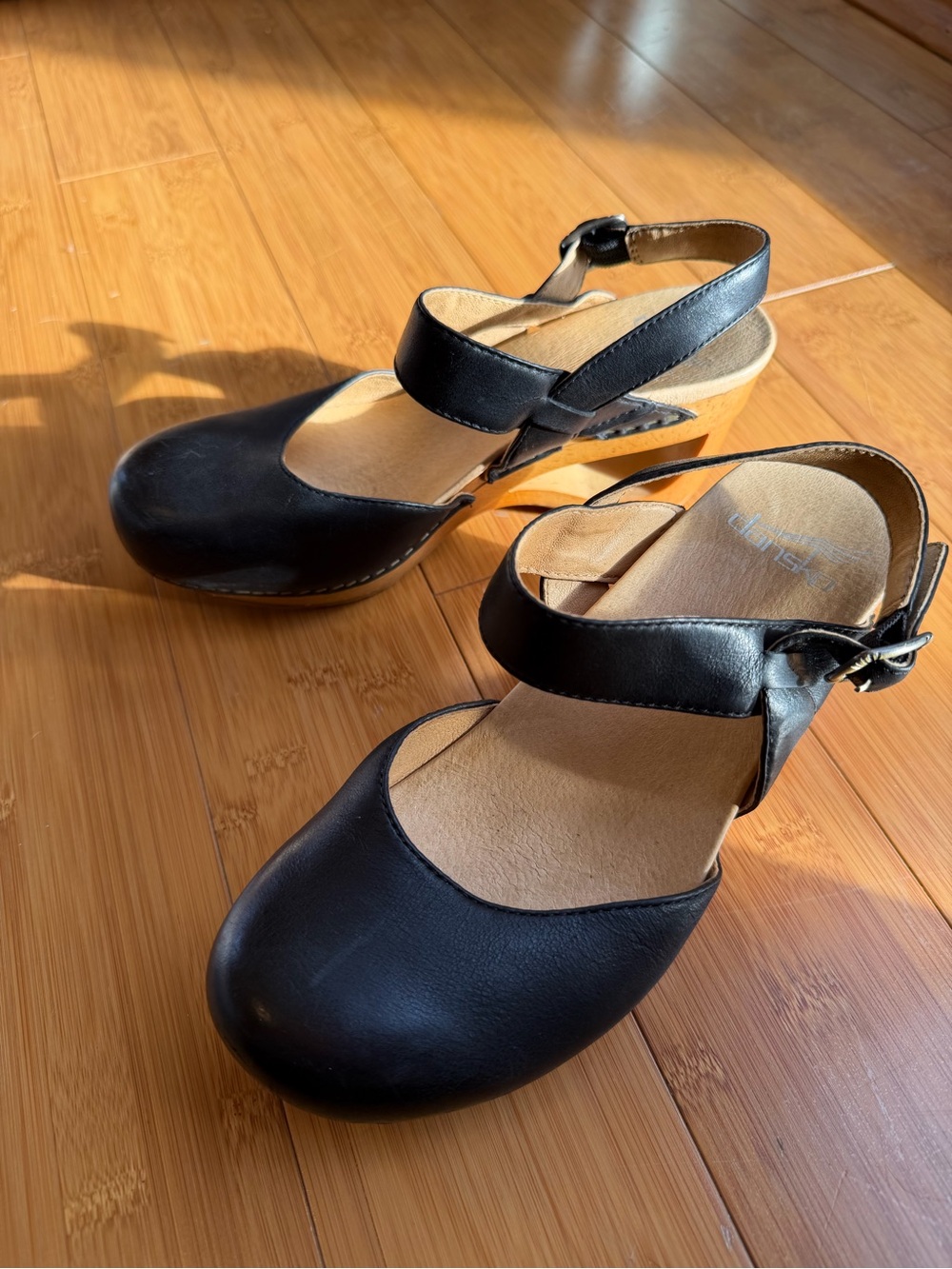 Dansko Black Leather Mary Jane Slingback Clogs EU 36 / US 6 - Picture 2 of 4